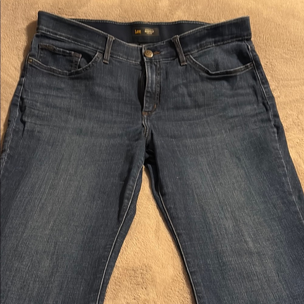 Lee Flex Motion Bootcut Jeans in Indigo